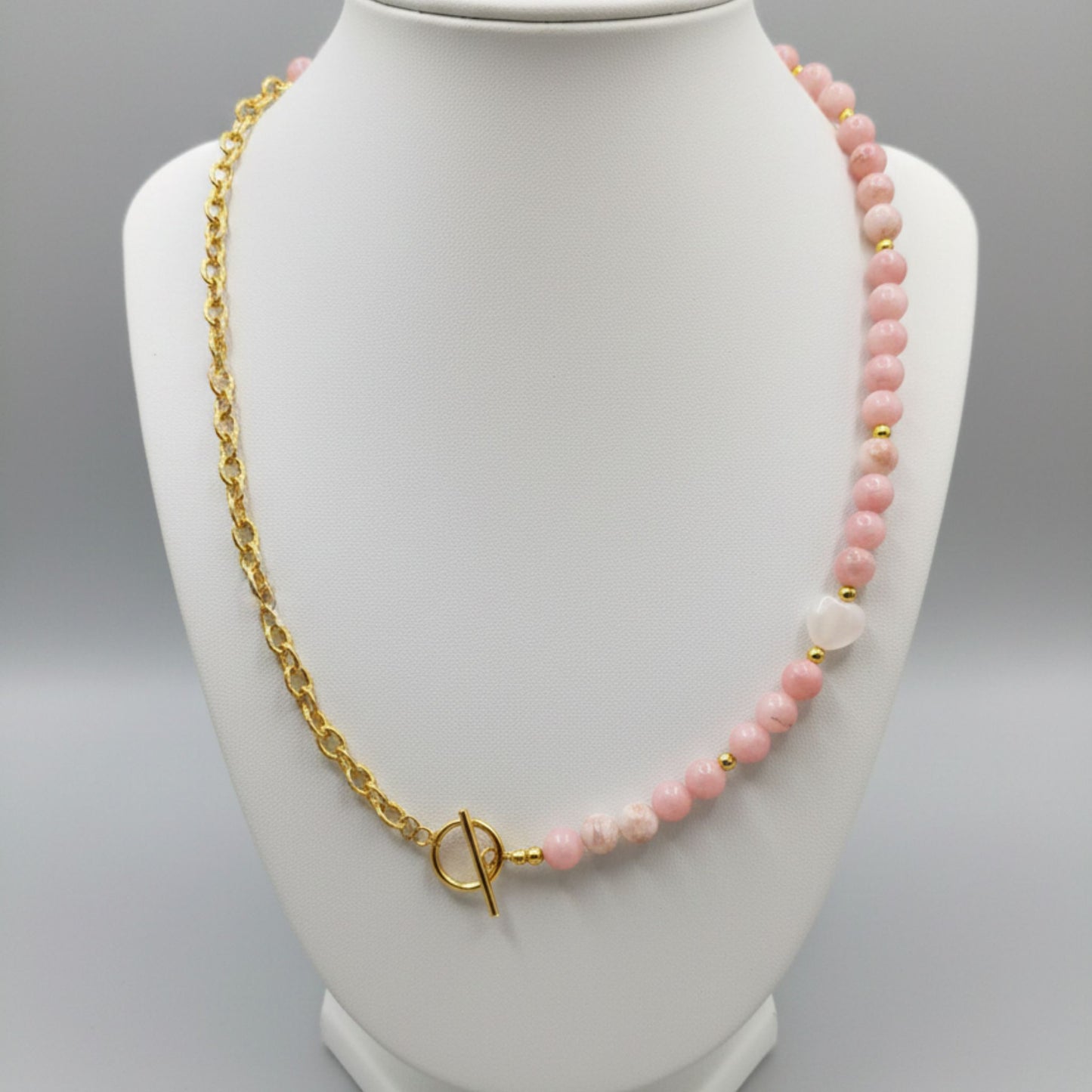 Colar Aura Rosa IV – Opala Rosa, Coração de Quartzo e Aço Inox