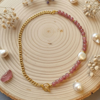 Colar Aura Rosa V – Quartzo Morango, Pérola Barroca e Aço Inox