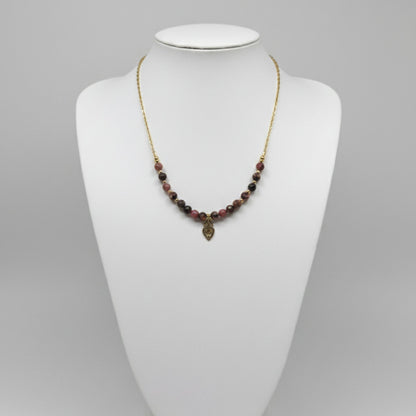 Colar Aura Rosa VII - 2 – Rodonite, Coração Sagrado e Aço Inox