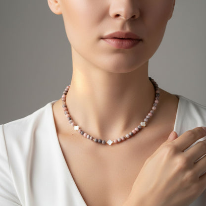 Colar Aura Rosa VI – Jaspe Zebra Rosa e Flores de Madre Pérola