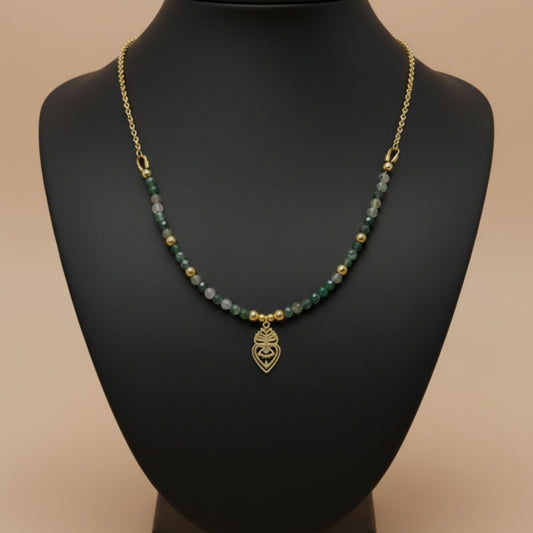 Colar Amuleto Ágata Musgo & Coração Protetor