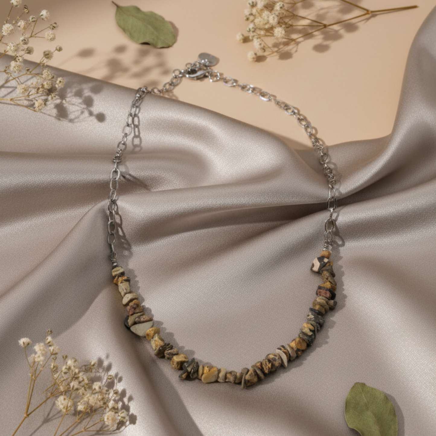 Colar Leopardite - Chips de Pedra Natural e Aço Inoxidável