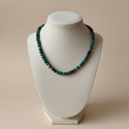 Colar Olho de Tigre Azul - Coragem e Calma com Toque Dourado