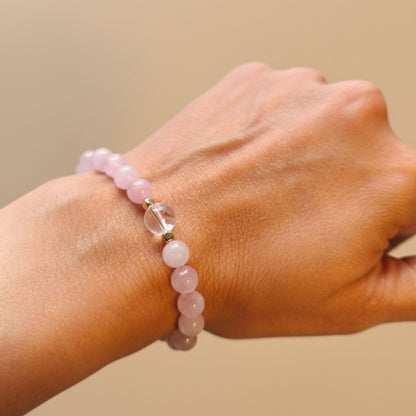 Pulseira Aura Rosa III – Quartzo Rosa e Hematite Dourada