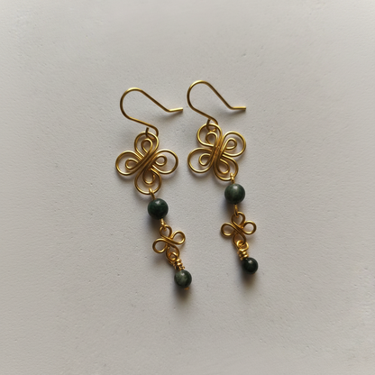 Brincos Filigrana Feitos à Mão com Ágata Musgo — Dourado
